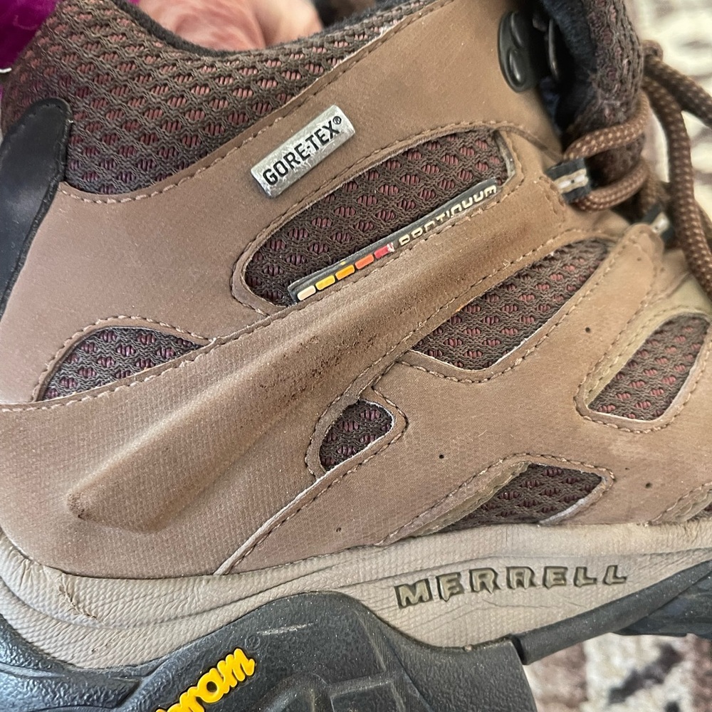 Merrell Gortex hiking boots - Picture 3 of 5